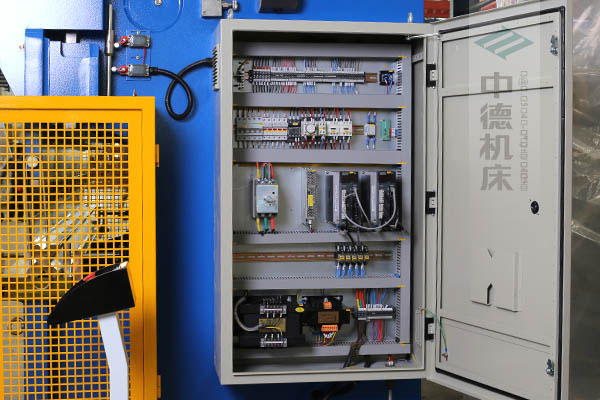 ZDPK-10032采用法國(guó)進(jìn)口施耐德元?dú)饧€(wěn)定耐用壽命長(zhǎng) ZDPK-10032采用法國(guó)進(jìn)口施耐德元?dú)饧€(wěn)定耐用壽命長(zhǎng)